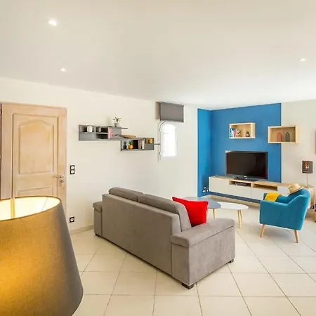 Caloussu-calme-moderne-clim * 罗克布伦河畔阿尔让