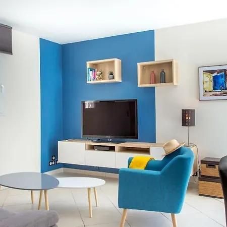 Caloussu-calme-moderne-clim 别墅 罗克布伦河畔阿尔让