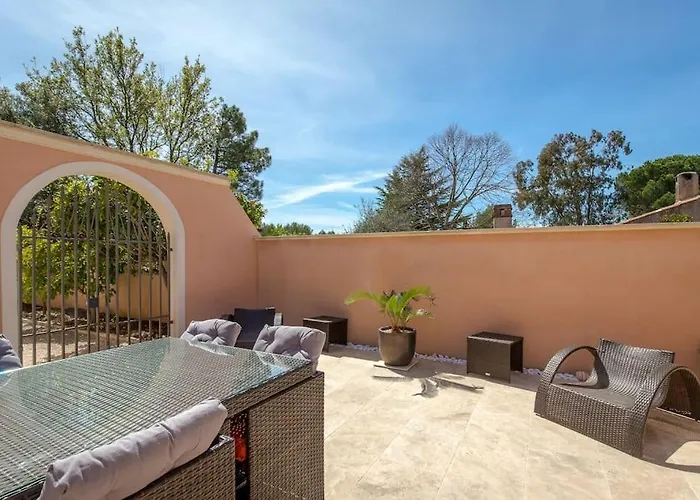 Villa Caloussu-calme-moderne-clim *